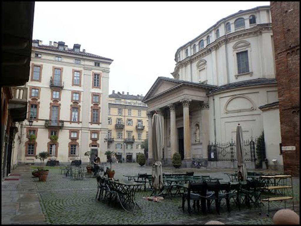 Vittoria Turim Quarto foto